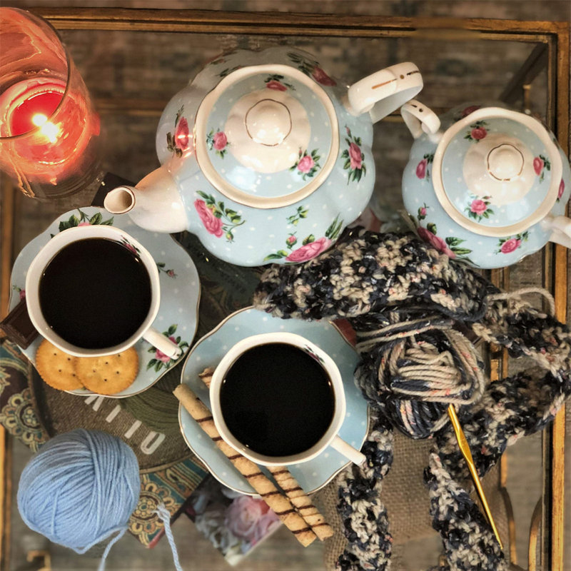 Elegant Floral Porcelain Tea Set - British Style, 13-Piece Set, Fine Craftsmanship