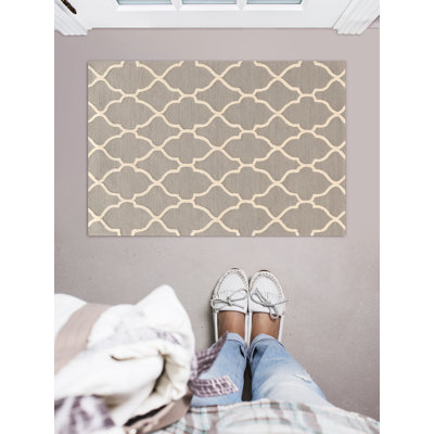 Marisela Geometric Indoor Rug