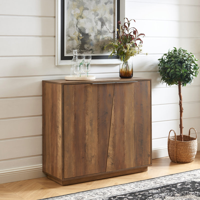 Chaneka 30.7" Wide Server