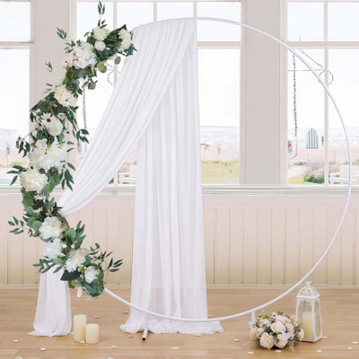 Guirlande de fleurs artificielles pour l'extérieur Faux guirlande blanche 5,58 pi Rose en soie Vignes suspendues Floral pour mariage Arche Fête Mur de jardin Cérémonie Toile de fond Décoration de printemps
