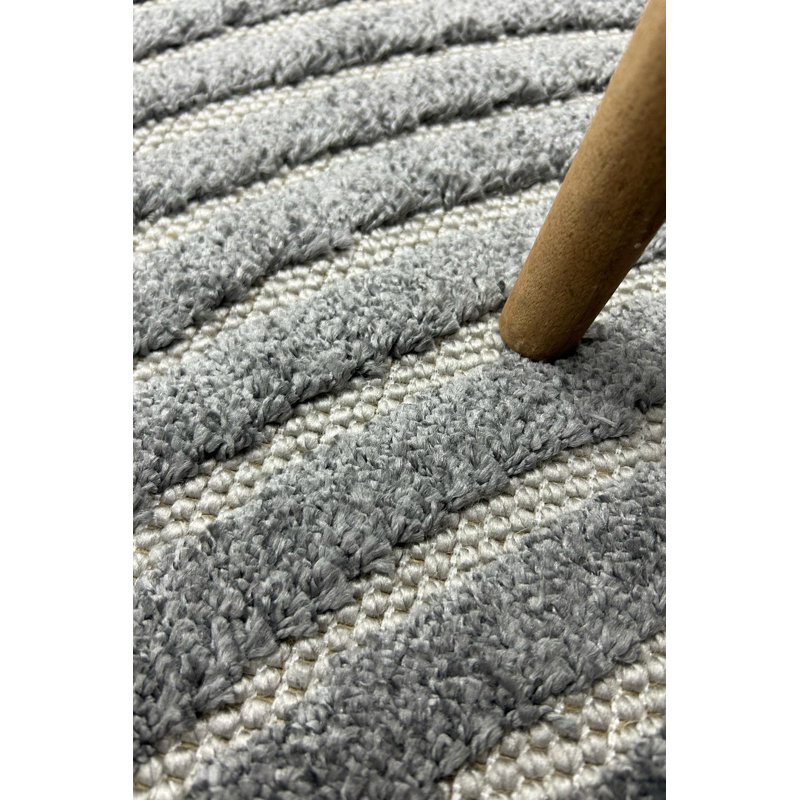 Lladira Indoor / Outdoor Rug, Runner 6'7" x 18'1"