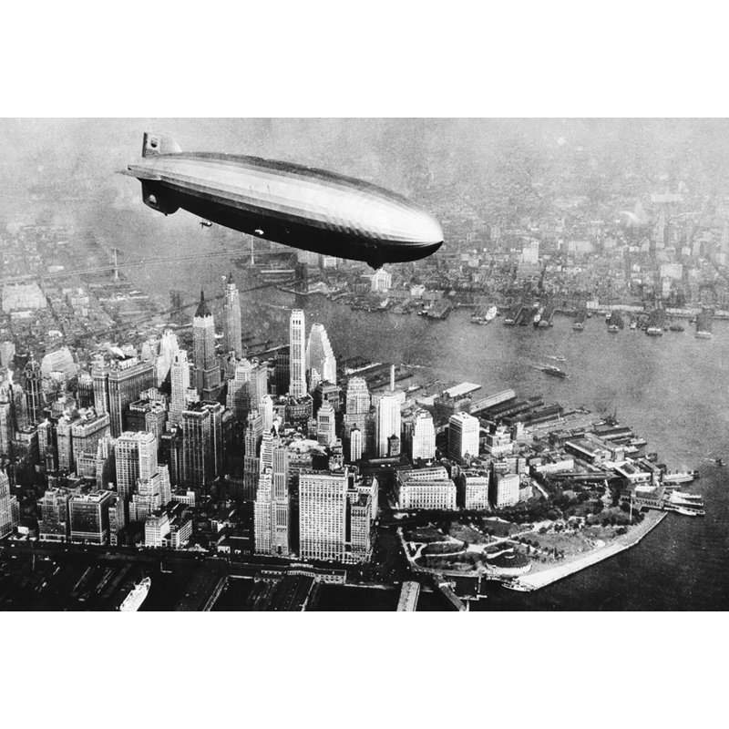 Zeppelin au-dessus de New York IMC-A9711, H 16 po x l 24 po