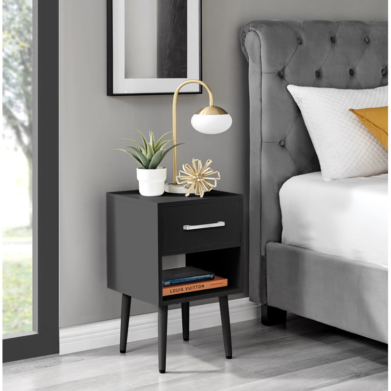 Braith 1 Drawer Bedside Table, Black/Silver