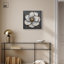Art floral élégant sculpté sépales II sur toile par Art Remedy