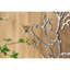 Sculptures murales en métal de 17 x 5,5 x 22 po. Tranquille moderne. Branches d'argent et oiseaux dorés. Aluminium avec ornements d'oiseaux, de 2. Mélange argent-or pour la décoration intérieure.
