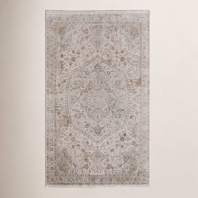 Ivory Traditional Medallion Oriental Rug