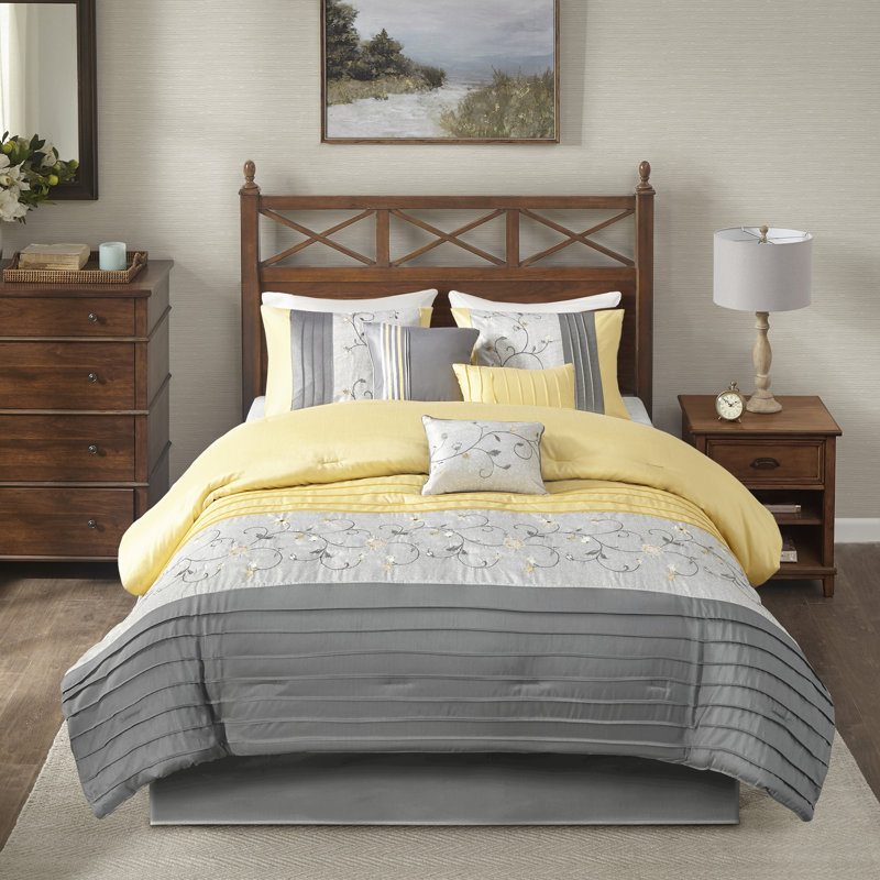 King Gray and Yellow Reversible 7-Piece Bedspread Set