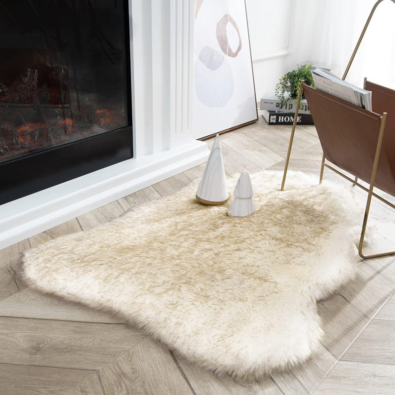 Tapis en fausse fourrure de renard ultra doux blanc