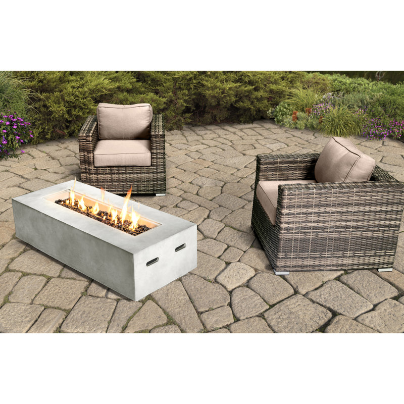 Ensemble de conversation pour 2 personnes avec foyer et coussins Sunbrella Darrione, Beige Sunbrella
