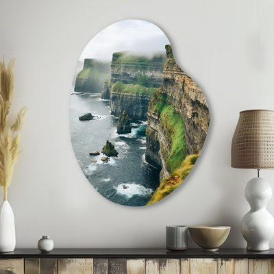 Irlande, falaises de Moher I - art mural asymétrique en forme de poire en Irlande