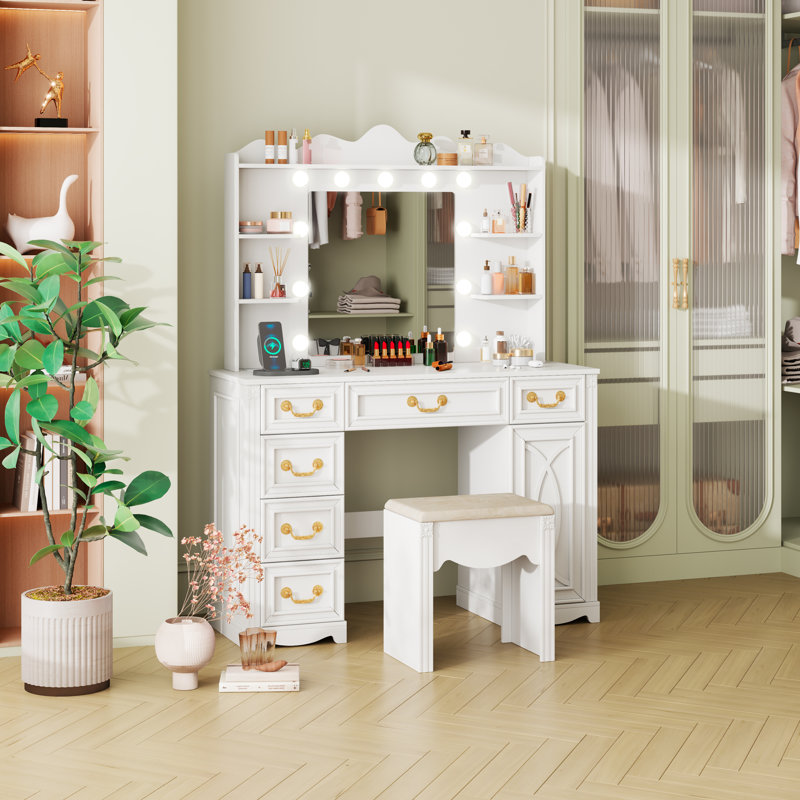 Manufactured Wood Makeup Vanity Set with LED Mirror and Outlets , White/Gold