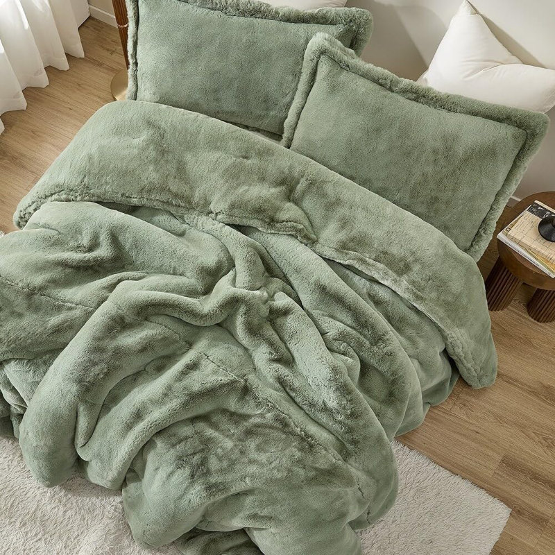 1,100 Bunnies - Coma Inducer Oversized Comforter Set - Chunky Bunny Reverse - Calming Sage, King Comforter + 2 King Shams