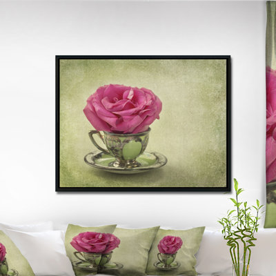 «Red Rose in Cup and Saucer», impression