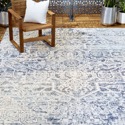 Tapis intérieur / extérieur bleu marine / turquoise Nicole Miller