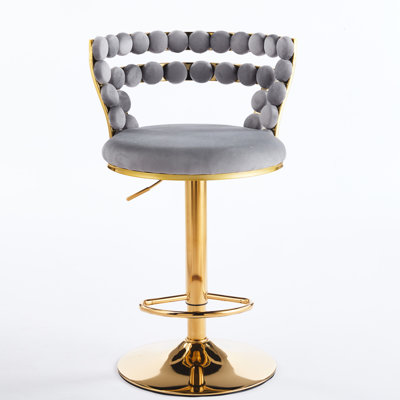 Chaises de bar contemporaines grises avec pieds tubulaires en fer doré, coussins moelleux, idéales pour les coins repas, sièges confortables et élégants, bonne pièce