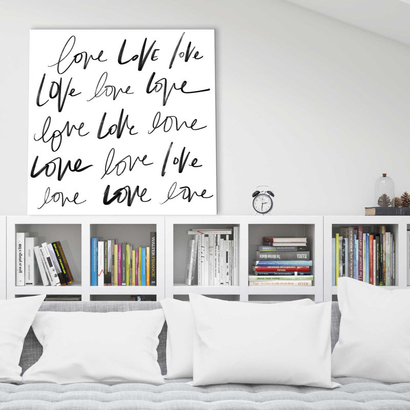 «Love, Love, Love (Square)» par SD graphiques Studio Print, H 18 po x l 18 po x P 1 po, Toile tendue