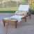 Coussin blanc / structure en teck