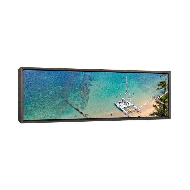 Horizon urbain d’Honolulu (océan)-impression panoramique, H 12 po x l 36 po x 1,5 po, Toile encadrée de bois rustique foncé