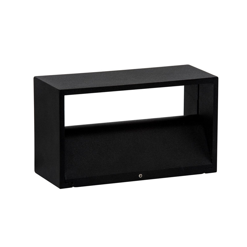 Izmir Outdoor Flush Mount, Black
