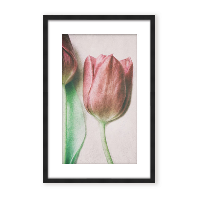 «Nature Inspired The Spring Lovers» par Delphine Devos - Œuvre d'art encadrée sur papier, H 48 po x l 32 po, Framed Print