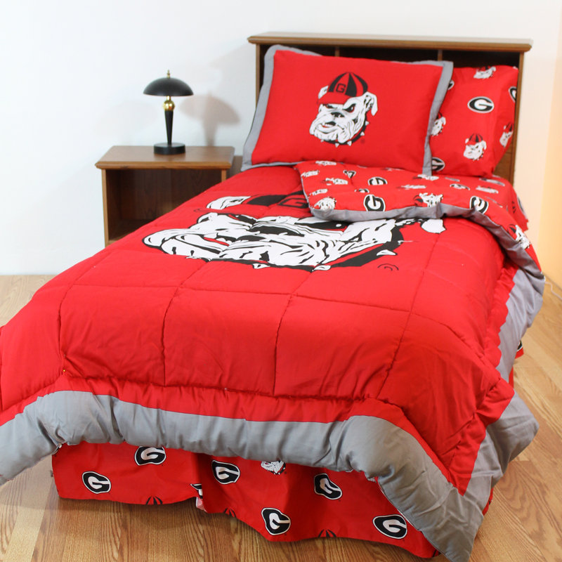 NCAA Sateen Comforter, Queen Comforter + 7 Additional Pieces, Georgia