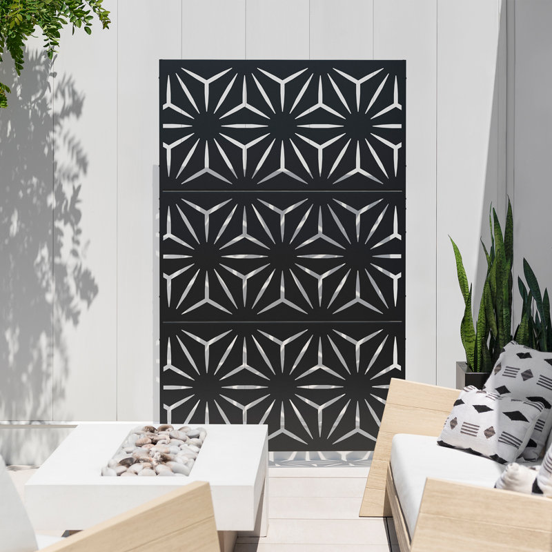 Star Pattern Black Steel Outdoor Privacy Screen
