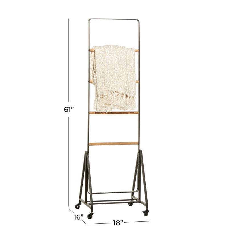Metal 5' Blanket Ladder