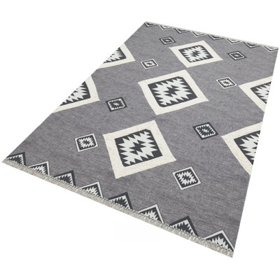 Tapis scandinave rustique gris