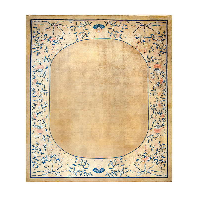 Tapis antique antique chinois à motif floral médaillon ivoire des années 1890