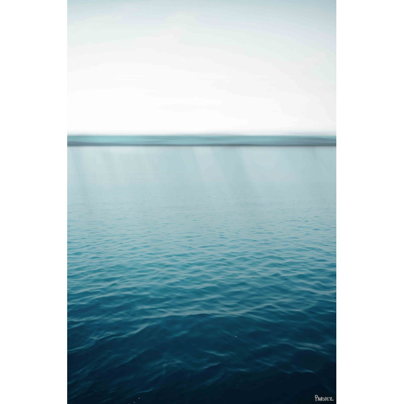 « smooth blue » par parvez taj,, reproduction d’art sur toile tendue, H 60 po x l 40po x P 1,5 po