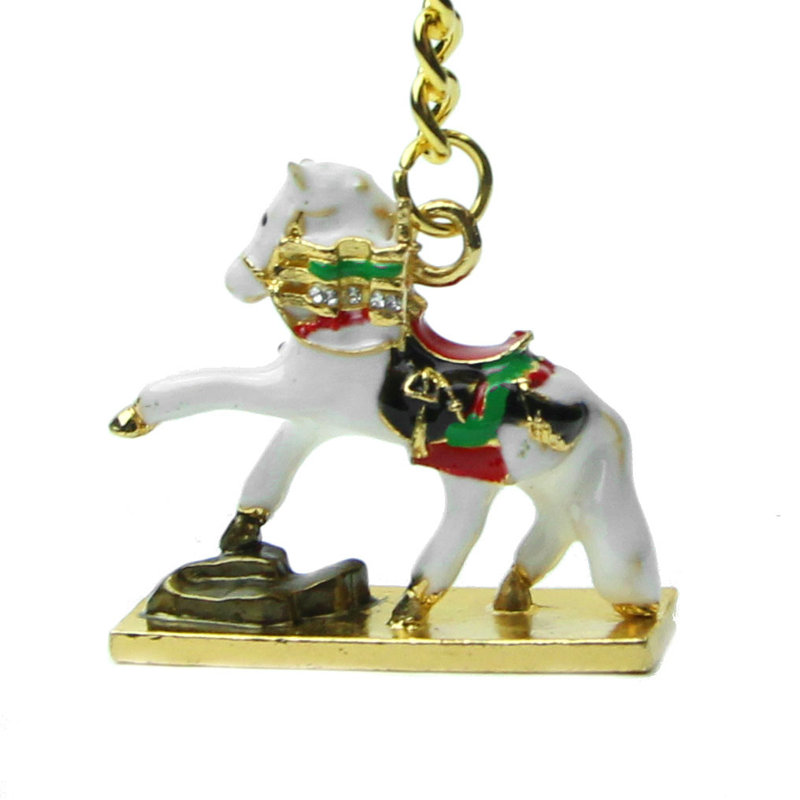 Porte-clé en amulette de cheval blanc Precious