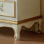Armoire décorative en bois manufacturé brun noisette + blanc crémeux + bois manufacturé