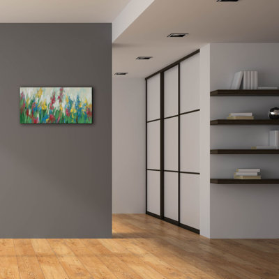  «Flowers By The Cottage C» par Silvia Vassileva, art mural sur toile, 40 po x 20 po