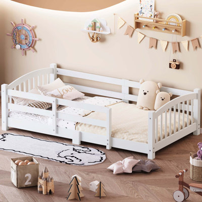 Lit simple blanc Montessori