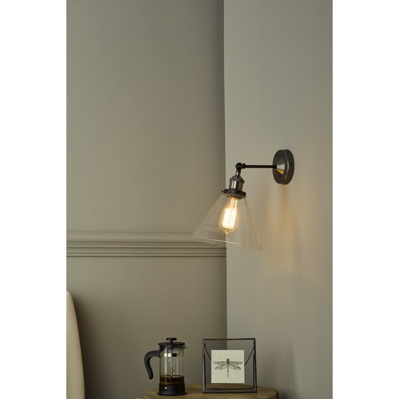 Schell Armed Sconce, Gold/Matte Black