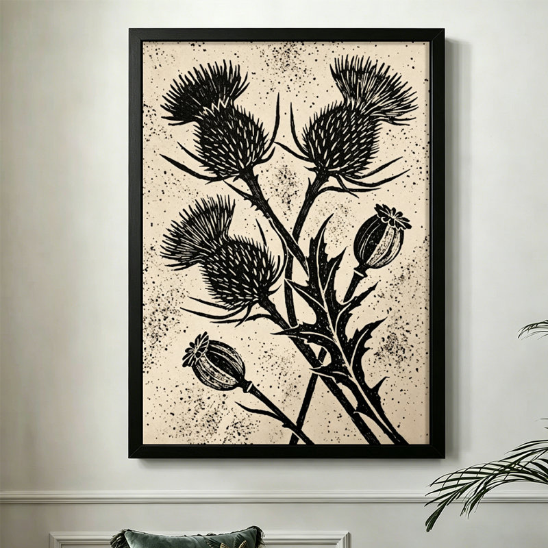 Fleurs de chardon abstraites modernes et boutons de pavot: Illustration détaillée de l'encre noire, impression sur bois. Toile encadrée 24 "x 36" avec cadre en bois noir