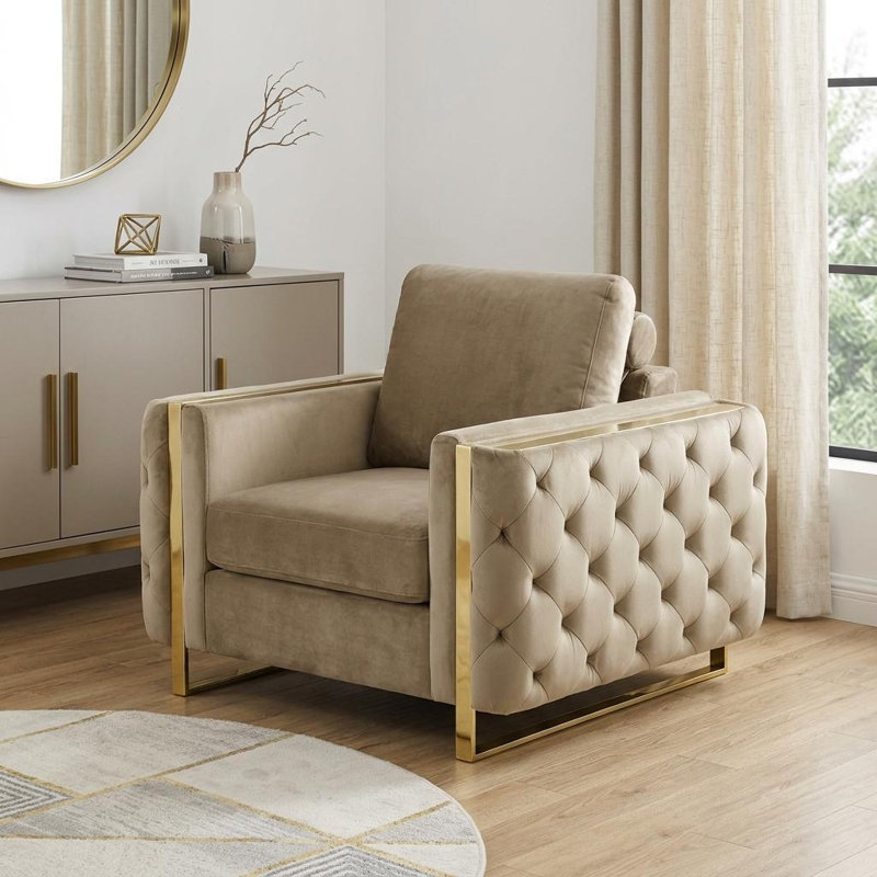  Fauteuil club beige en velours touffeté, Beige, Gold