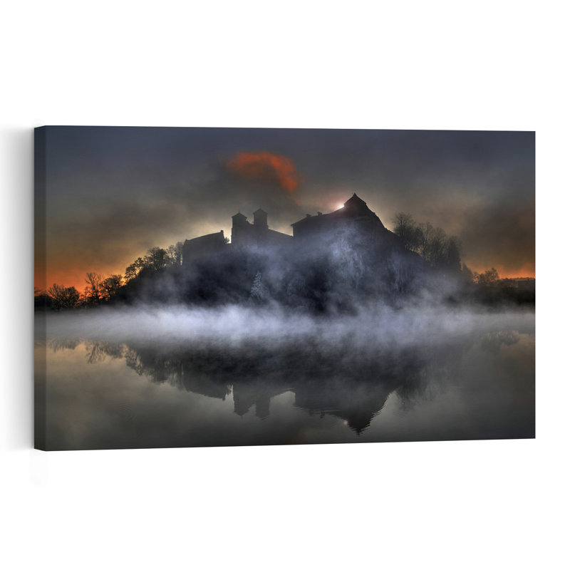 Reflet d'un château brumeux - Paysage gothique dramatique et paisible - Affiche murale nature, H 24 po x l 36 po