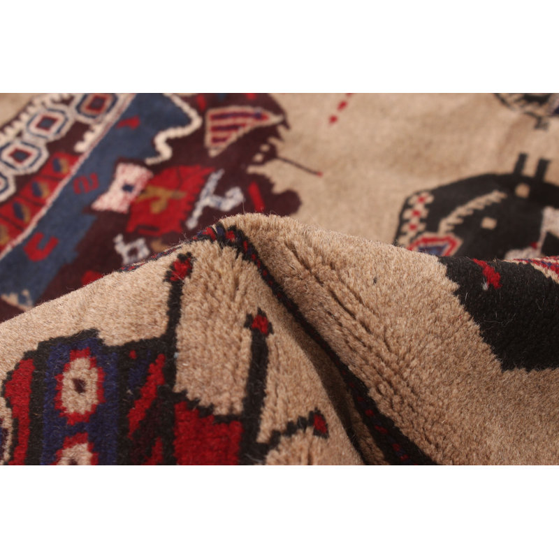 Tapis brun clair Isolde 6 pi 7 po x 9 pi 5 po