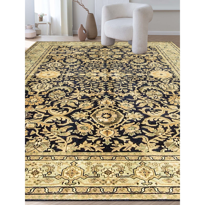 Avalon Oriental Area Rug in Beige/Navy