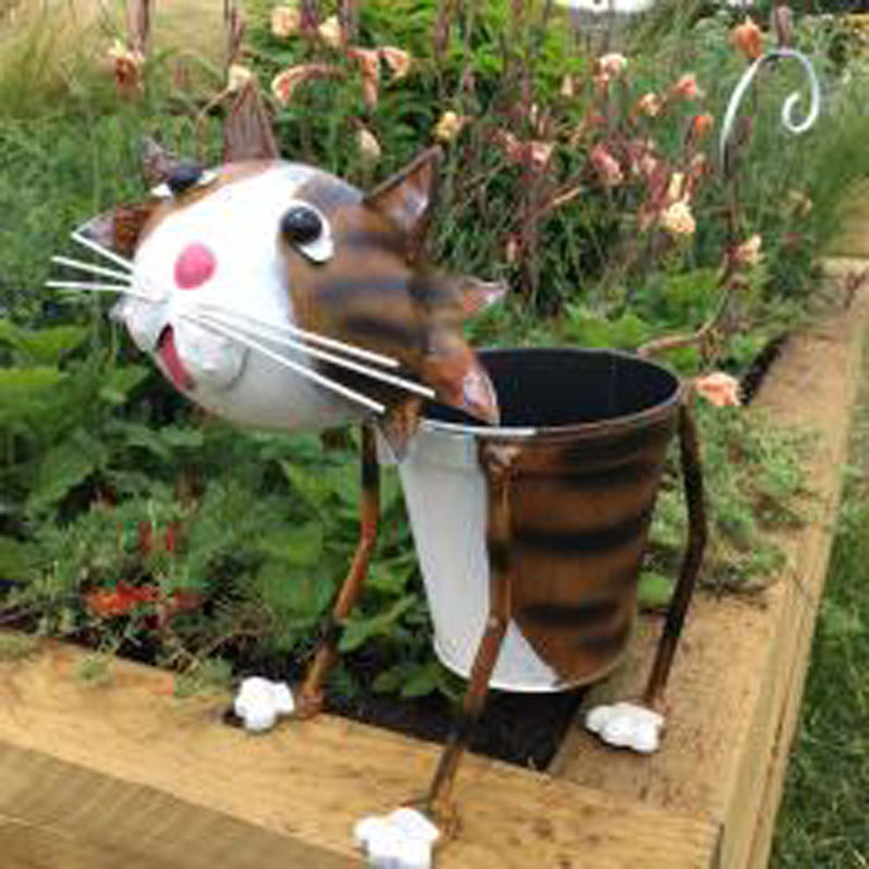 Oakham Metal Statue Planter