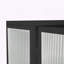 Armoire murale à porte en verre avec tablette ouverte et porte-serviettes