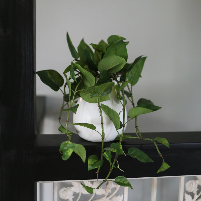 Artificial Plant Hanging Pothos 22"