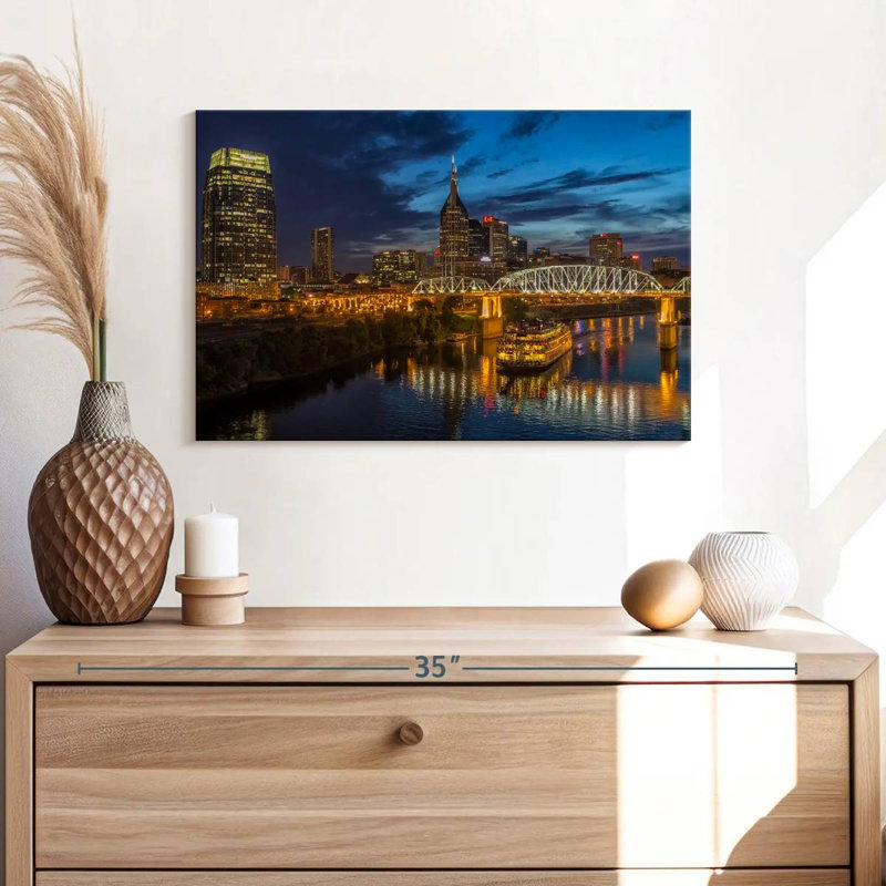Rorry Nashville Night, 16" H x 24" W