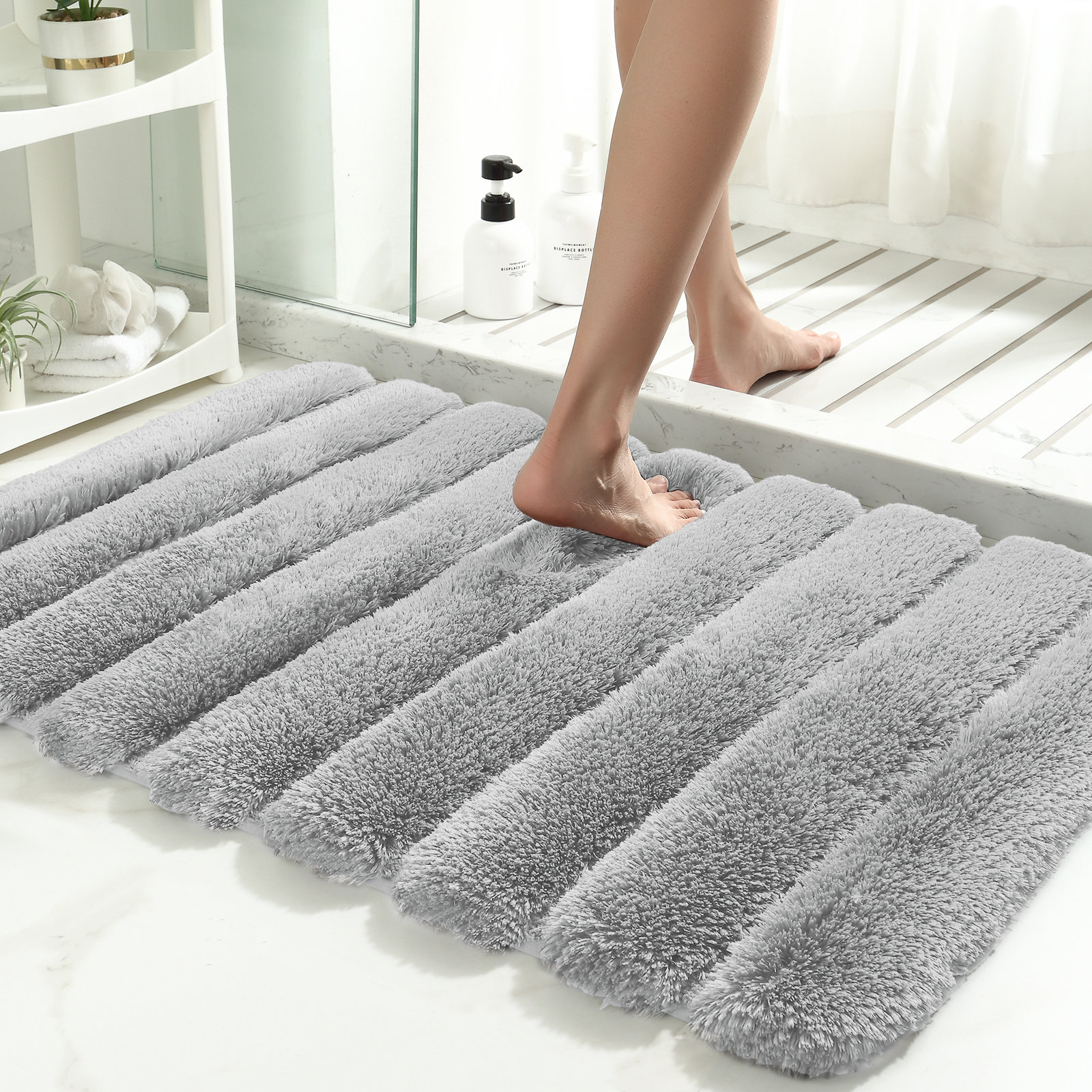 Non-Slip Striped Ivory Plush Microfiber Oversized Bath Rugs Long Floor Dog  Mat Ultra Soft Thick Washable Bathroom Dry Fast Water Absorbent Bedroom  Area Rugs Kitchen Rugs (1 Piece,47 x 17 inches) 