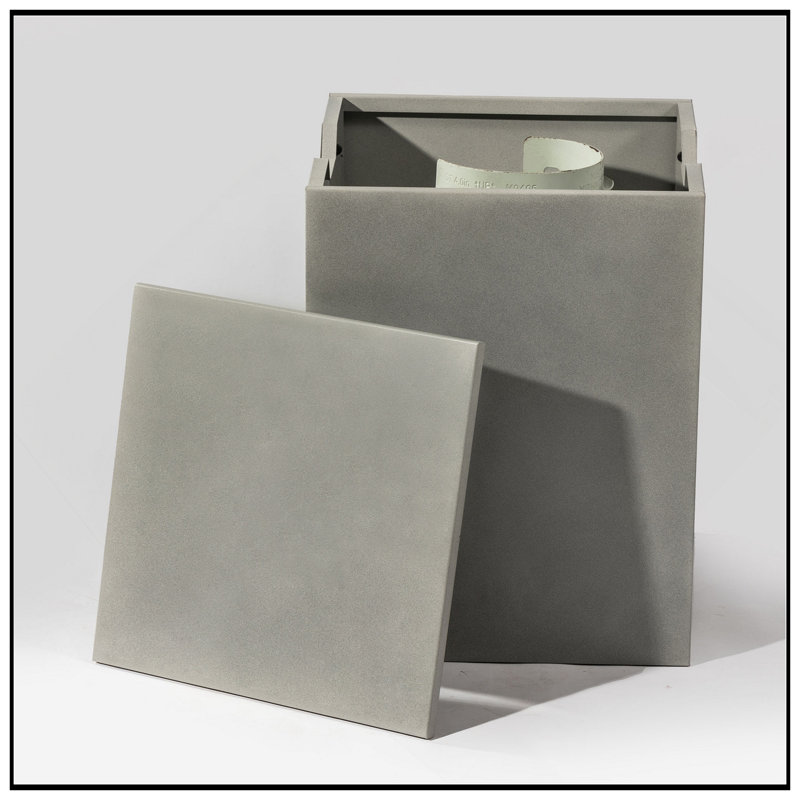 Élégante table de foyer au gaz propane de 42 po, foyer d'extérieur rectangulaire en acier de 50 000 BTU avec pare-vent en verre pour terrasse de jardin extérieur - gris