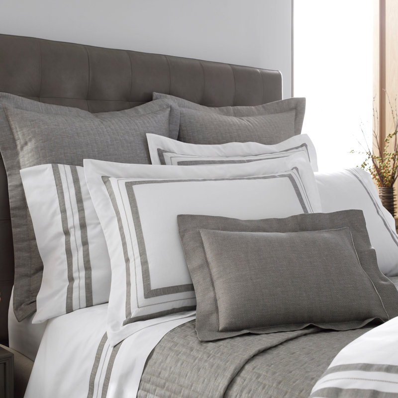 Malibu Duvet Cover, White/Cool Gray, California King Duvet Cover