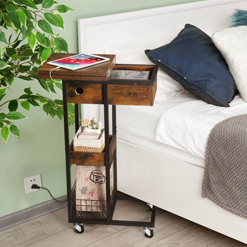 Table de bout rustique en forme de C brun avec station de charge et rangement