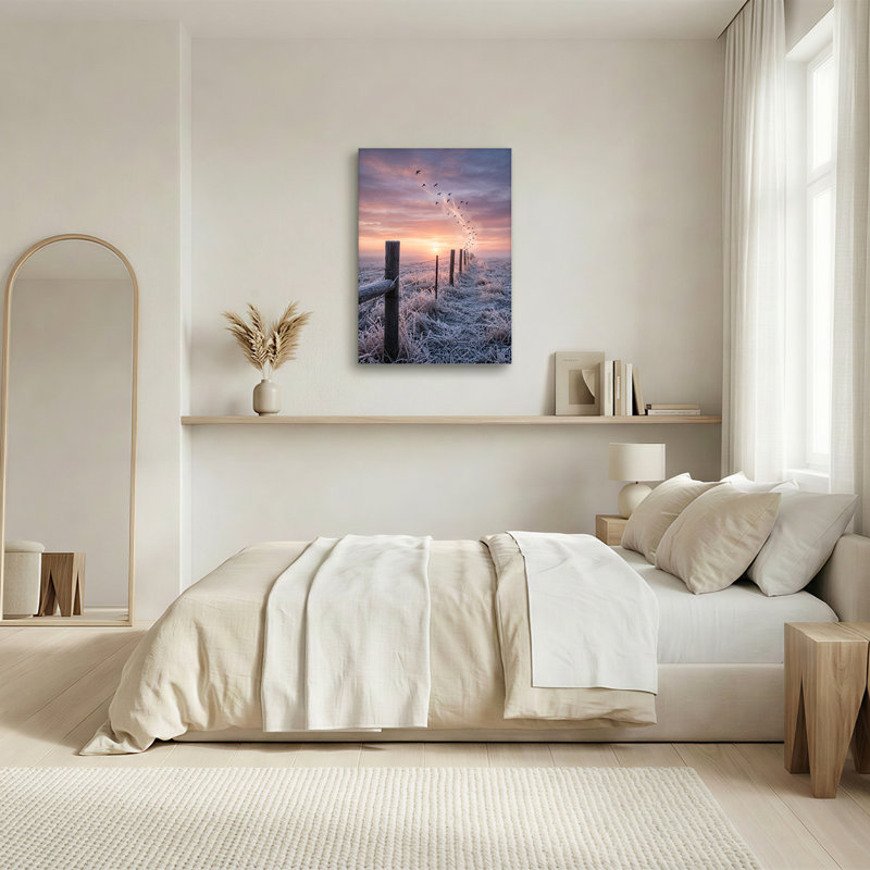 Toile murale volée au-dessus d'une clôture en bois givré au lever du soleil, H 36 po x l 24 po