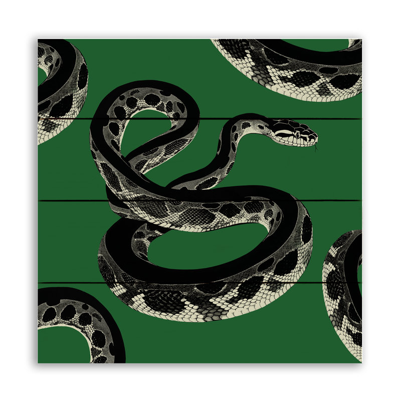 Emerald Green Snake Pallet Wood